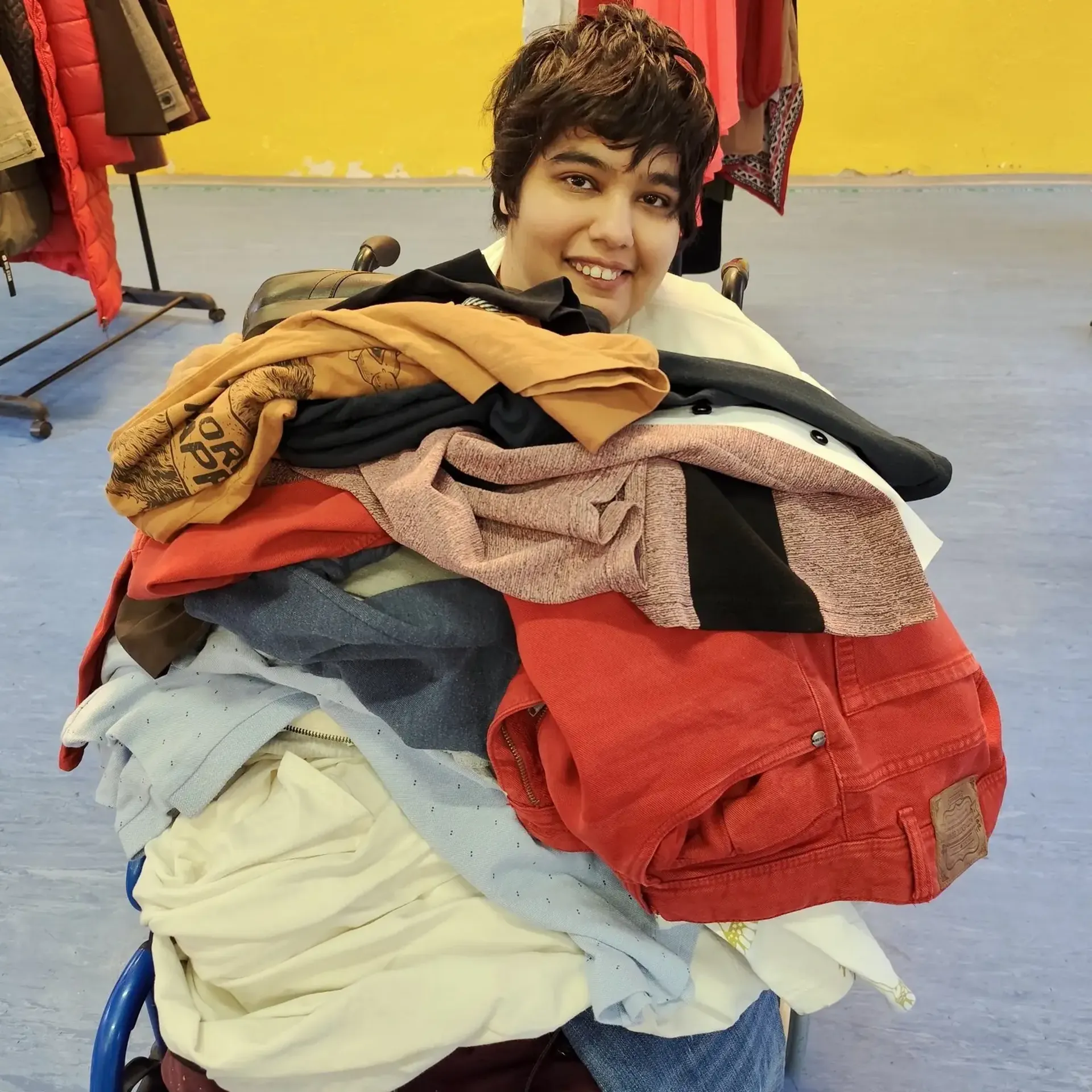 LUX Social Center clohting fair autumn clothes collection